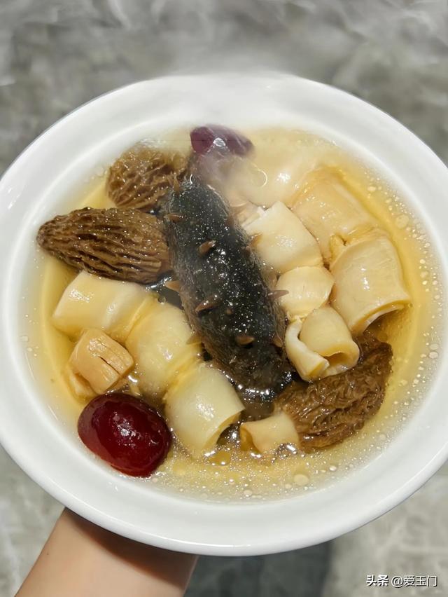 羊菌肚煲花胶西洋参 2026年羊肚菌加花胶煲汤 羊菌肚煲花胶西洋参 2026年羊肚菌加花胶煲汤