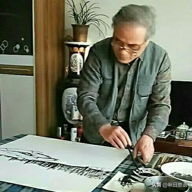 早于“文艺赋能	”二十年，我父亲就这样让画作“活”成了苏绣