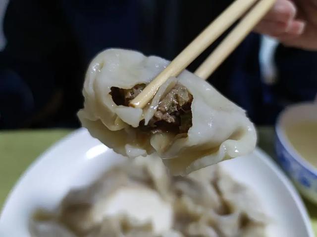 冬至吃饺子，建议大家：少吃白菜萝卜	，多吃4样，养阳暖身庆团圆