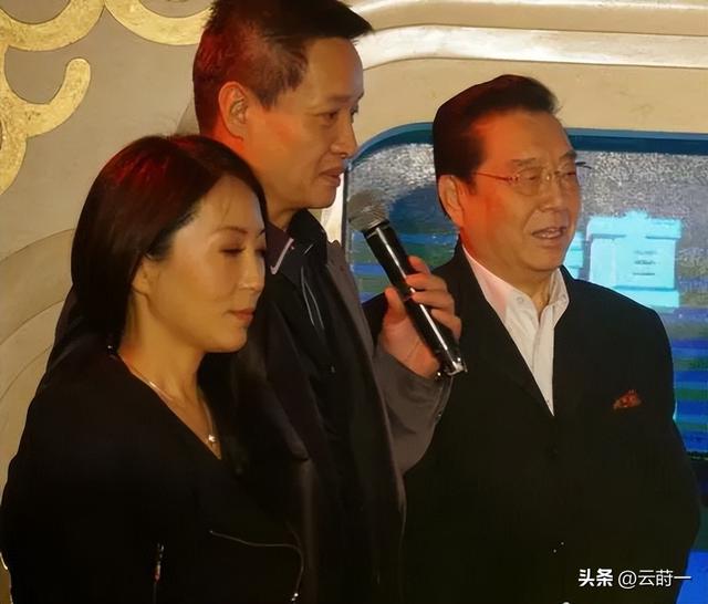 官媒点名	，暴露68岁阎维文的真实处境，原来李双江一个字都没说错