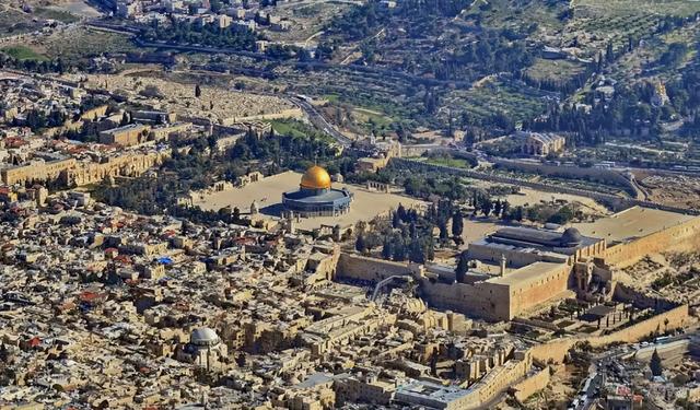 没石油还被难民压境！中东乱成一锅粥，约旦凭啥能独善其身？