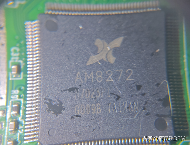 有人找我画一个无线投屏器的PCB，刚好手上有一个拆解看一下
