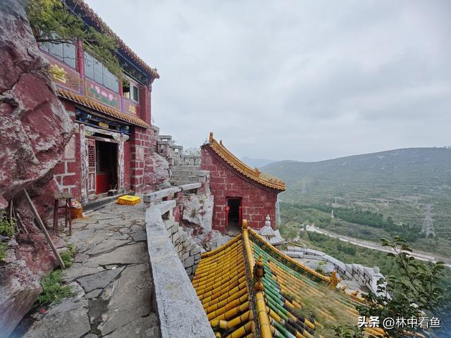 安阳许家沟二龙山，一座建在峭壁上的宫殿，布局精妙，别有洞天