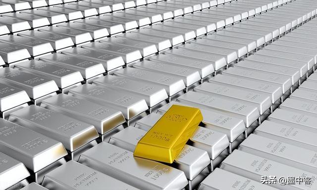 黄金还在涨白金更疯狂，但专家警告：下一站或是黄金两倍？