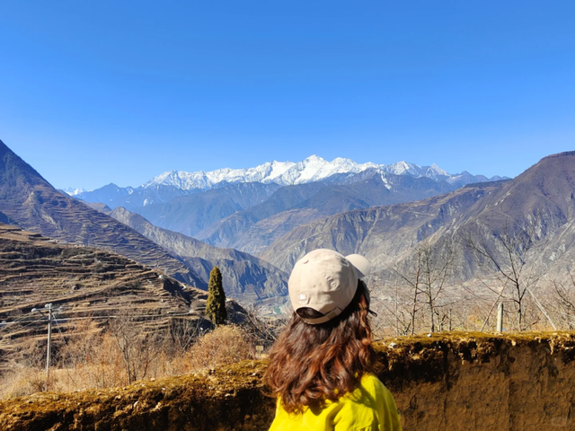 看！我就说汶川的冬天超好玩吧