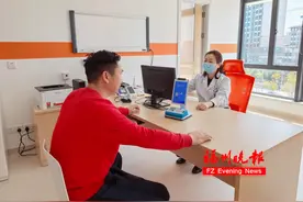 一外卖小哥突然“中毒”！医生：不意外图片