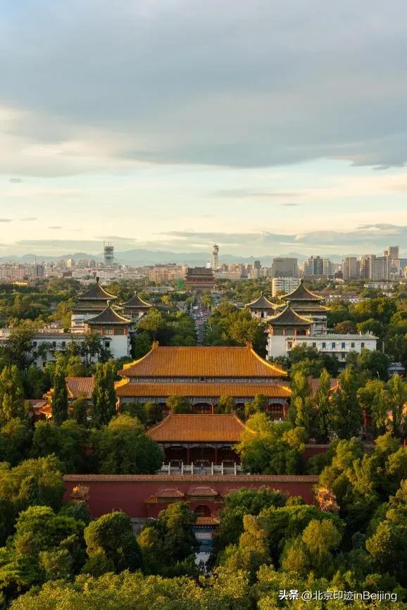 景山:中轴之巅览京城