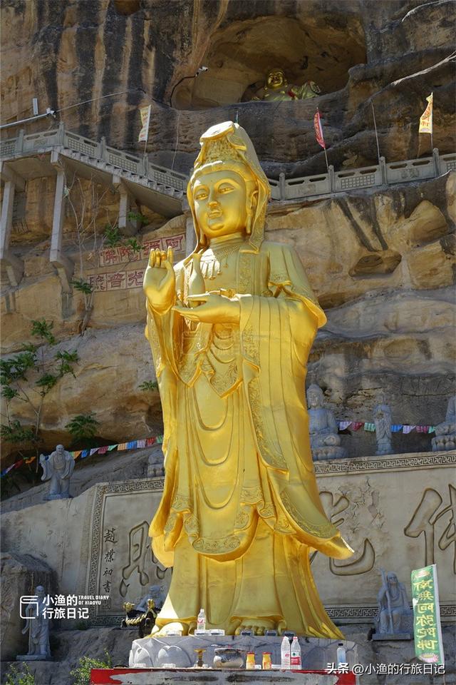 陕北悬崖绝壁之上的石窟寺，低调神秘，曾是蒙古帝国的军机圣地？