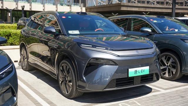 5分钟补能400km！“兆瓦”闪充到底有多快？