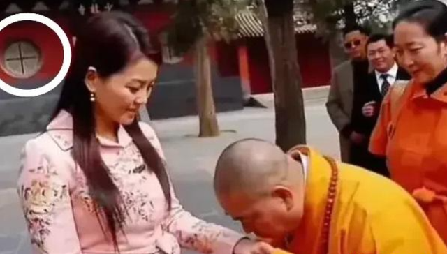 释永信刚被查，令人担心的事就发生了，著名央视主持人受到了牵连