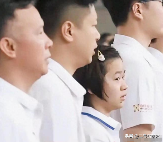 警惕“造神”陷阱，无缘最佳的陈芋汐，正在步入全红婵的后尘