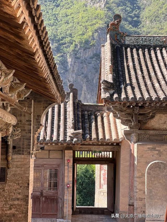 “神”指引！山西有个避暑宝贝地，99%的人忽略她了！居然有3500余处古建…