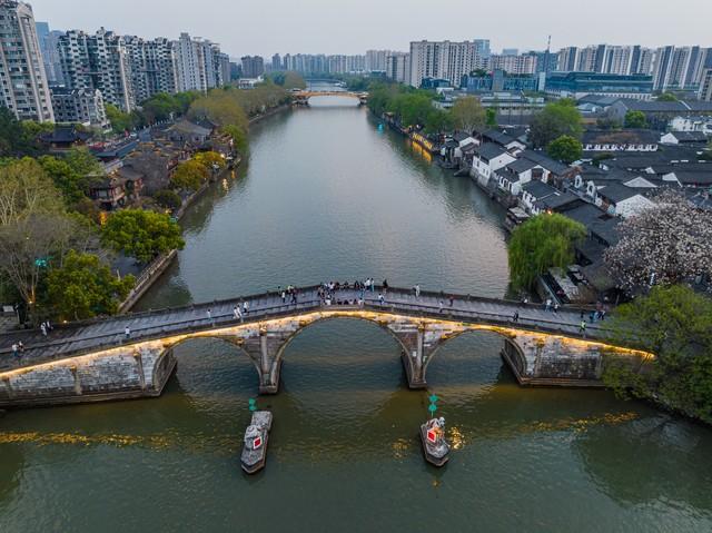 不止西湖！杭州最值得逛的5条市井老街，最后一个让本地人都沦陷