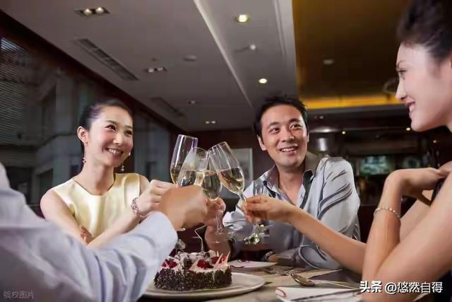 一家人外出，亲情大于血浓于水，永相连，玩的开心，心心相印，