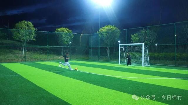 绵竹这里太美了！适合遛娃、运动、拍照，还有风铃木花海......