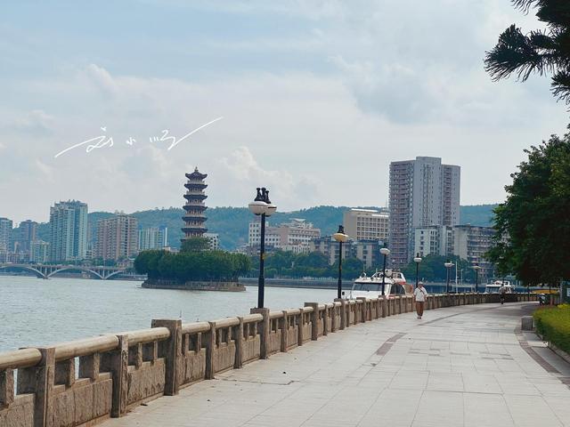 广东竟然藏着一个“小重庆”？三江交汇，老城区也与渝中半岛神似