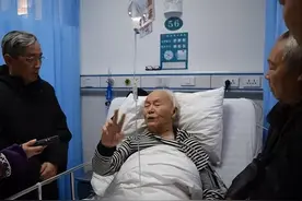 为什么欧美很少有卧病在床的老人，我国却很多？三个原因值得思考图片