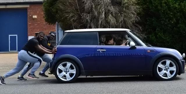 想不到吧，惊喜原来是他们