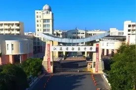 江苏走下坡路的中学，02年高考全校均分592，03年21人考取清北图片