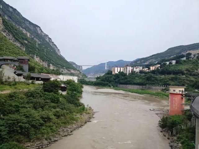 赤水河畔，川黔渡口二郎滩