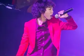 庞麦郎：我渴望舞台，我坚信自己在这音乐这条路上能闯出一片天地图片