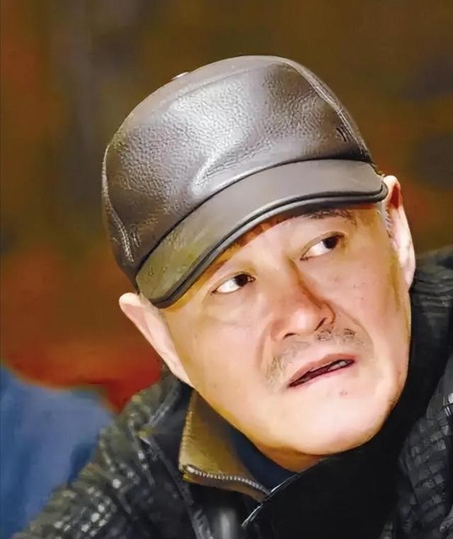 大衣哥跳楼身亡、赵本山灵堂、宋佳知三当三	，现在造谣越来越离谱