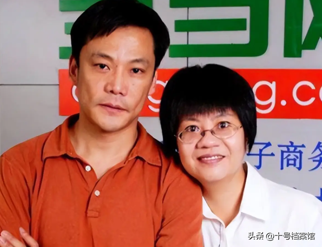 男人至死是少年！61岁李国庆娶白月光，没找“小娇妻”被网友点赞