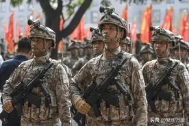 解放军的6个两栖合成旅，没有装备坦克，如何与强敌作战？图片