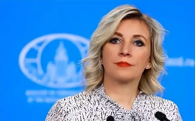 赶在解放军围台前，俄外长表态：若台海爆发冲突，俄支持中国统一