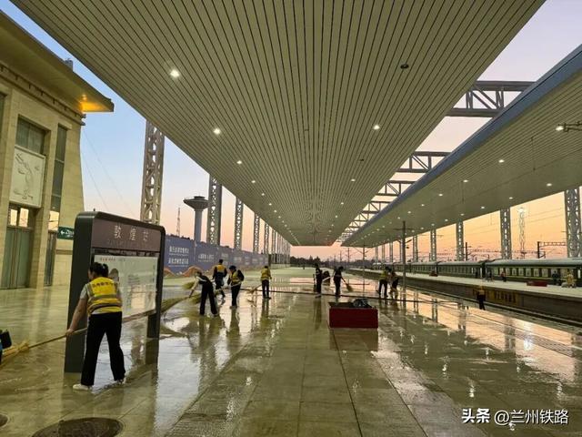 丝路驿站迎盛会！敦煌车站全链条服务护航第八届文博会!