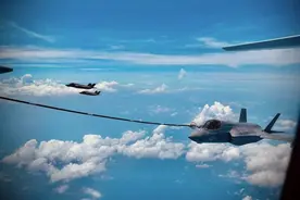 原来这就是菲律宾闯仁爱礁的靠山，美F-35B当时就在菲律宾搞军演图片