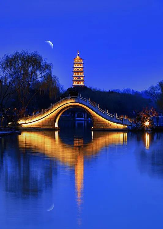 我56岁绝经了，和67岁的他出去玩了12天，回来我果断提出散伙