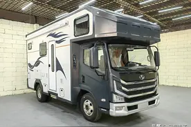 四季达房车实惠版，跃进H500轻卡底盘，500升水8度电，售25.8万图片