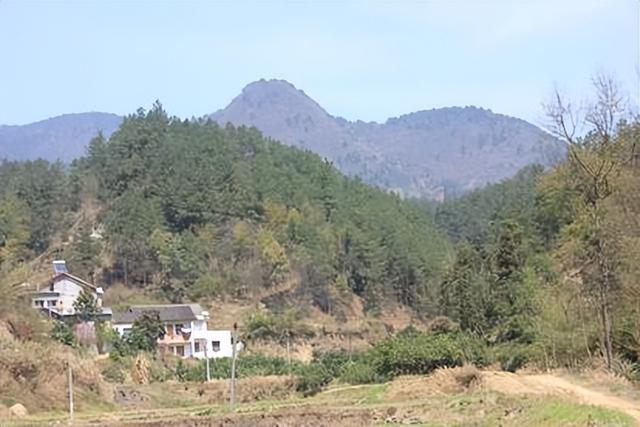 星罗棋布的小煤窑群——蘑菇窑乡-青山深处藏百宝（1）