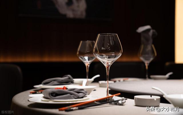 年少时都拼学习考试，中年了比工作和子女，后半辈子看什么