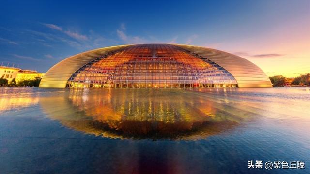 探访美轮美奂的国家大剧院
