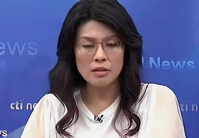 郑丽文不装了？国台办回应武统后，郑丽文宣称：绝不放弃武力保台