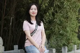 美丽阿姨朴实无华，温柔善良又贤惠！图片