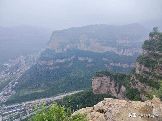 走遍石板岩之上坪南背自然村