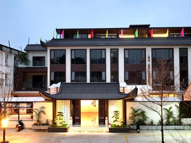 肇庆的“悦禄小双”西江沿岸精品示范带，是一条什么带？