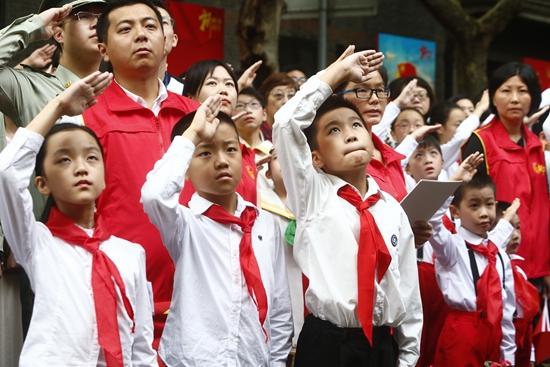 以下为你介绍一些适合青少年的情绪调节小游戏