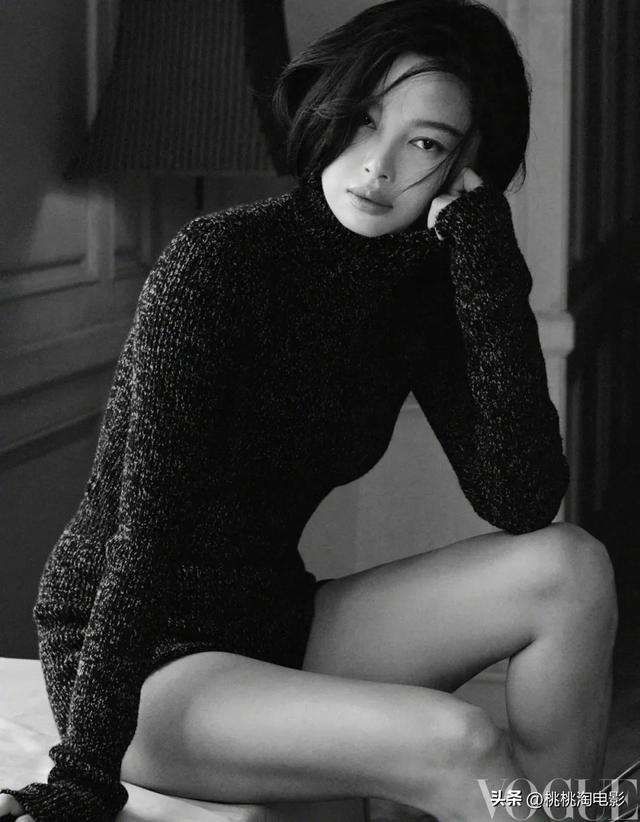 影后辛芷蕾《VOGUE》银十封面大片，达成五大女刊二轮满贯