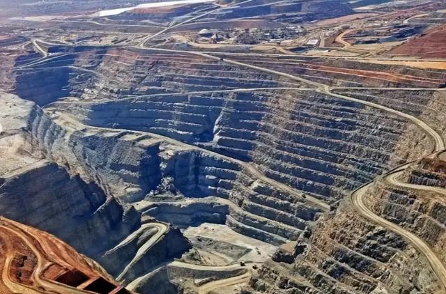 日本援兵来了？9国共谋对抗中国，俄罗斯准备下场	，我外交部发话