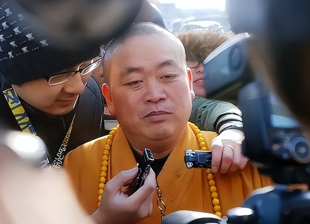 越扒越猛！释永信在少林寺有多爽，你根本想不到！难怪佛协再痛批