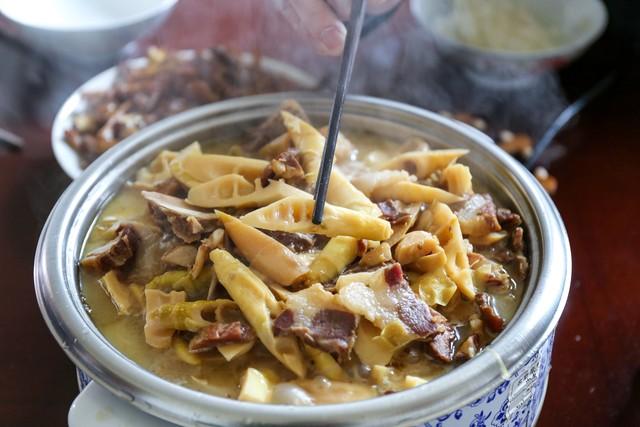 这才是江南秋天的天花板！浙江5大红叶秘境，带你走进古典水彩画