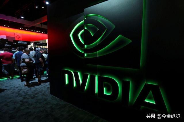 AWS新画“超级大饼”？不硬刚英伟达，却要赚翻AI！这大饼真香！