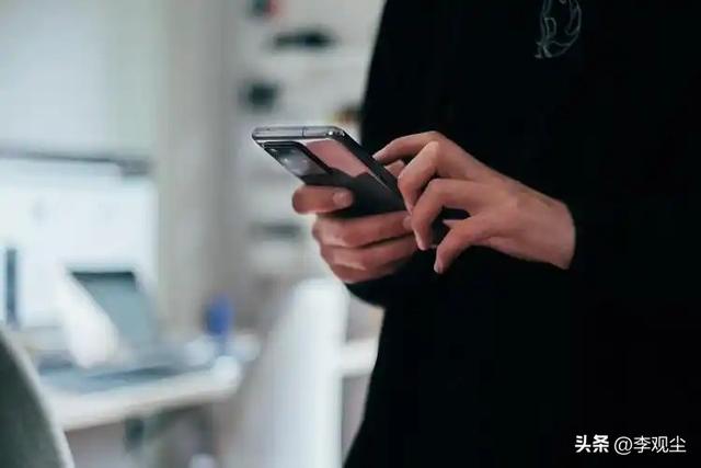 iPhone17全系高刷？你买的高刷是“摆设”，实测才知被厂商套路