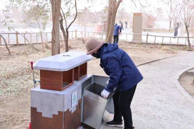 阳关博物馆开展“全域无垃圾”环境卫生整治专项活动