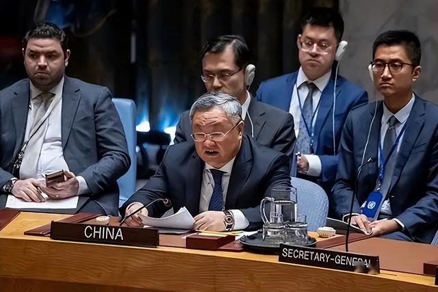 军号发文：只欠东风！中方已提前通知美方，日本恐怕后悔也来不及