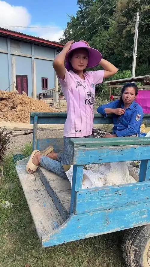 亚洲最穷国，落后中国30年，女性却惊人开放，很多土豪都想去定居
